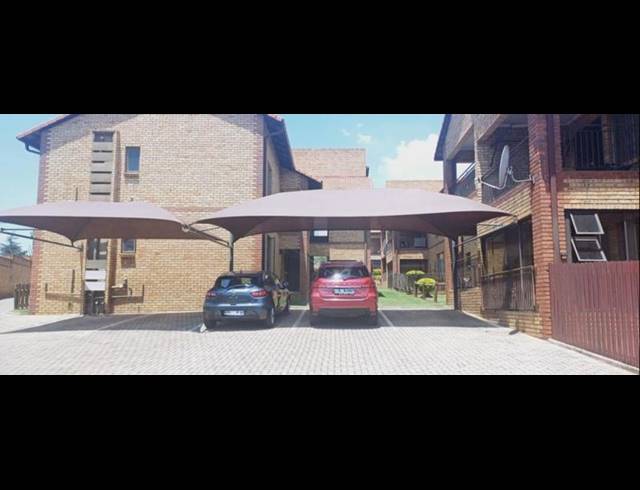 3 BEDROOM APARTMENT FOR SALE IN ELANDSHAVEN